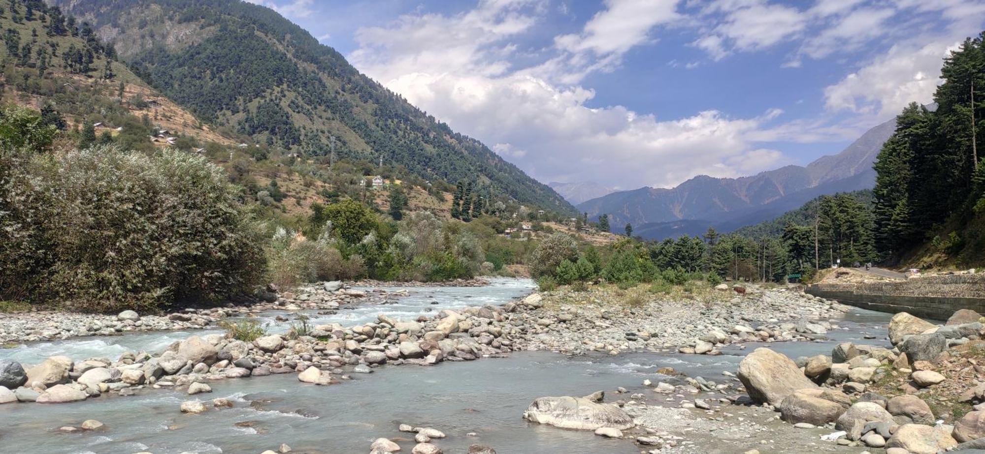 Dream River Resort Pahalgam Exterior photo